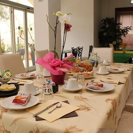 Hotel Eva Alba Adriatica