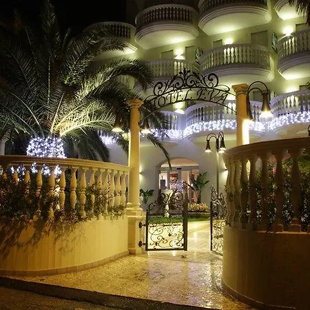 Hotel Eva 3*